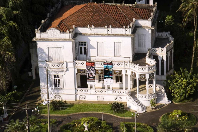 Art Nouveau - Pinacoteca Benedito Calixto (de 1900)